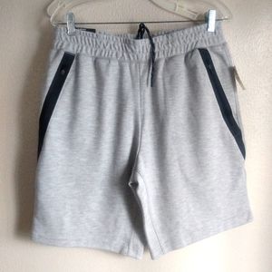 NWT  PONY brand men's athletic shorts size medium..